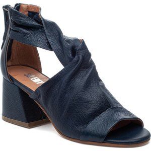 Silent D Jarod Block Heel Leather Sandal